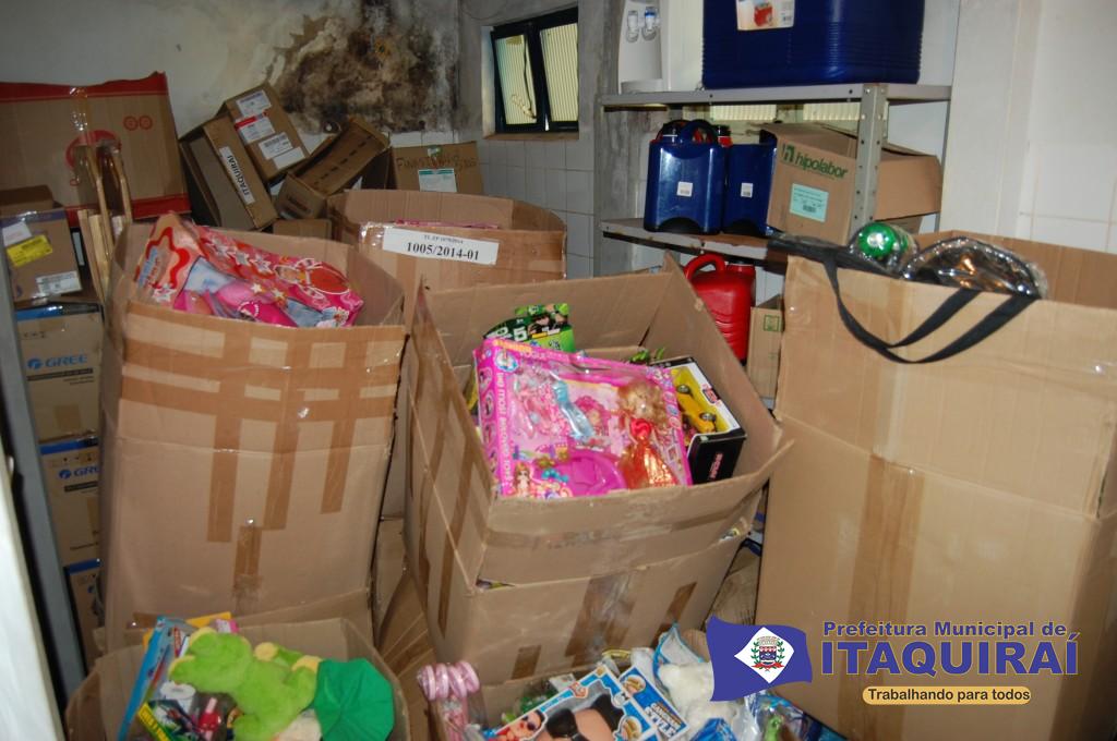 Brinquedos doados pela receita de mundo novo ao município de itaquiraí e que estão sendo distribuídos para centenas de crianças carentes 1024x680