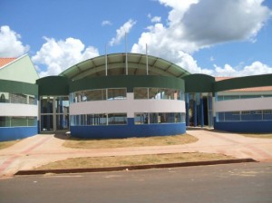 INICIO DA CONSTRUÇÃO DA ESCOLA NO ASSENTAMENTO SANTO ANTÔNIO.