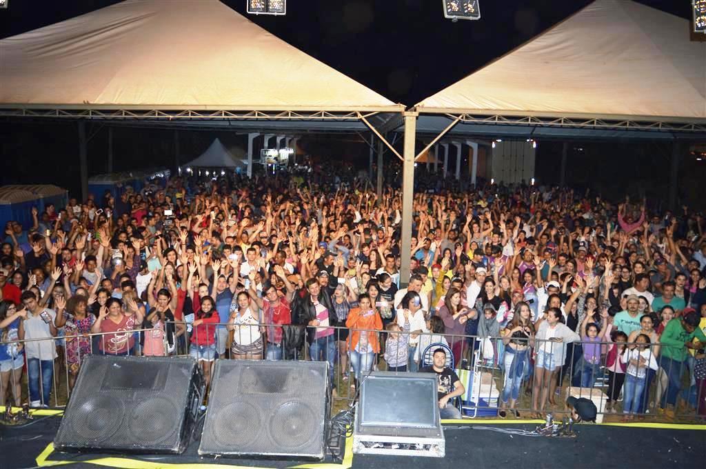 Itaquipesca 2017 reúne milhares de pessoas na Praia da Amizade, em 5 dias; Thaeme e Thiago apresentou mega show