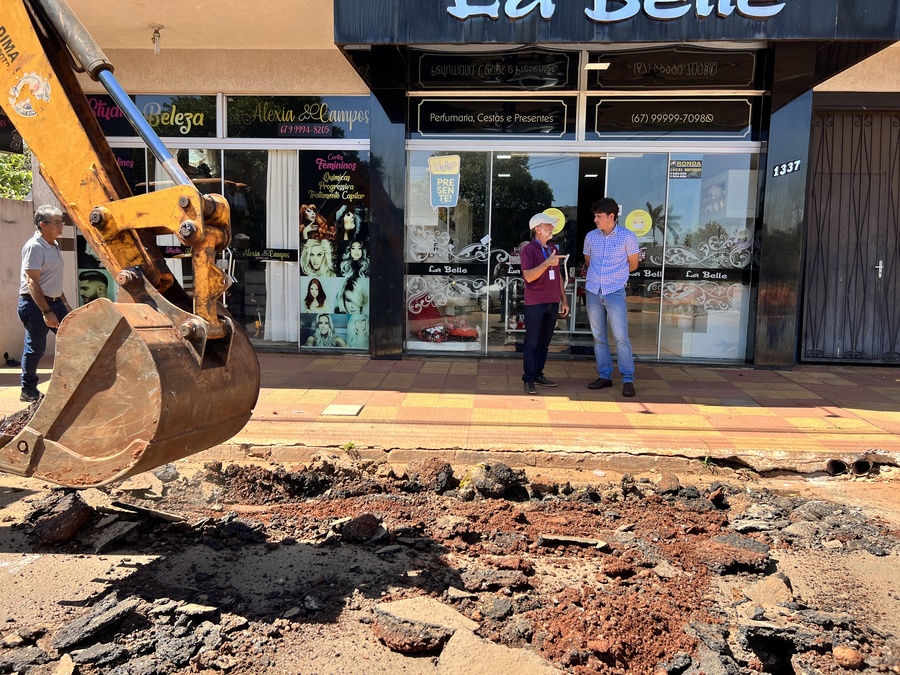Prefeitura de Itaquiraí intensifica as ações para restauração de ruas e avenidas