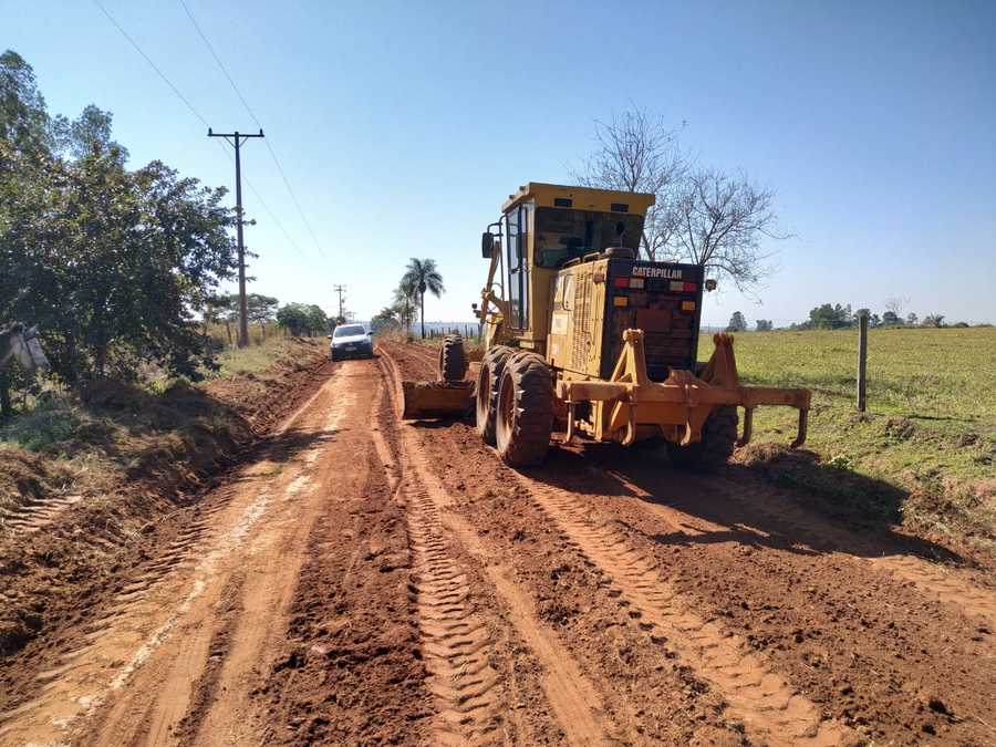 Força tarefa da prefeitura de Itaquiraí mantém recuperação das estradas vicinais