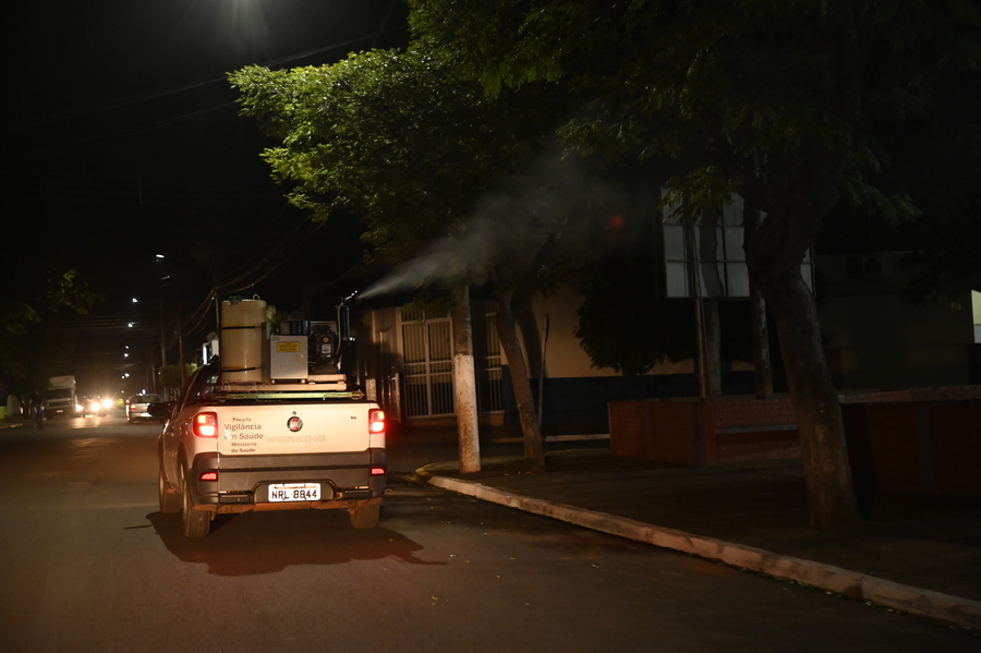Saúde de Itaquiraí pulverizou toda a cidade com o fumacê no final de semana