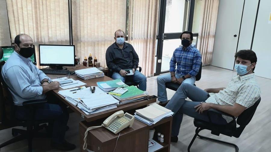 Na Agraer prefeito Thalles solicita implementos para agricultura familiar