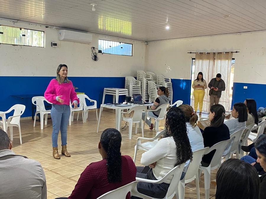 Capacitação sobre Humanização e Acolhimento para Recepcionistas da Saúde