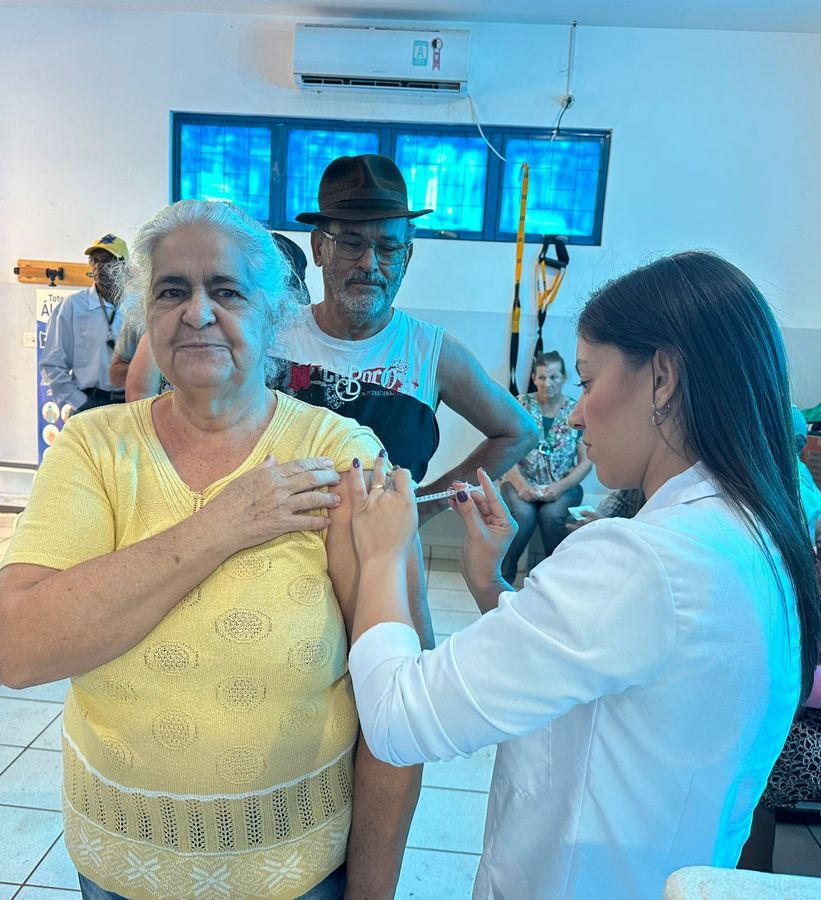 Campanha de vacinação no Complexo Santo Antônio atendeu mais de 200 pessoas