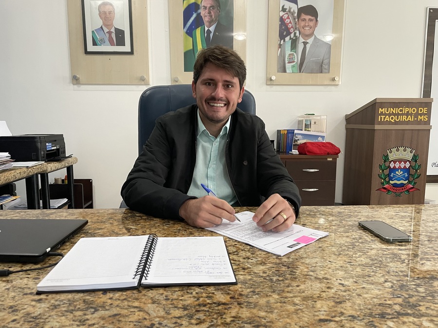 Thalles paga metade do décimo terceiro nesta quinta-feira (24) e salários referentes a junho dia 30