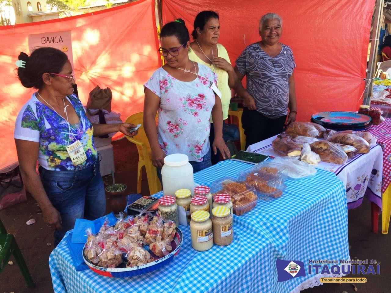 Mulheres produtoras e artesãs representam Itaquiraí na 13ª Feira de Sementes Nativas e Crioulas