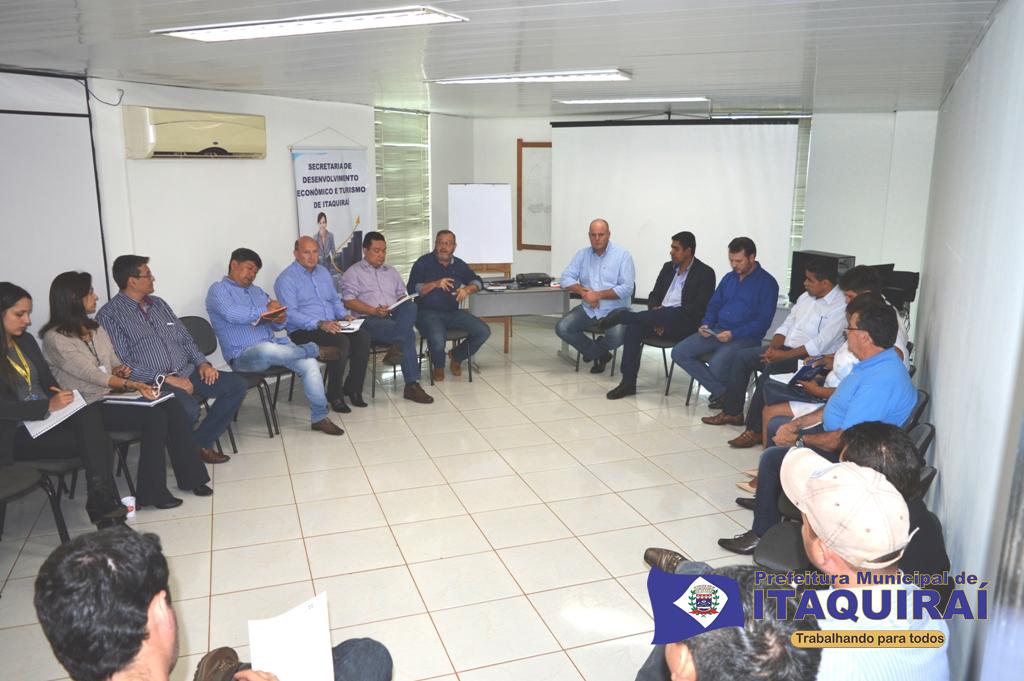 Secretários de oito municípios discutem em Itaquiraí ações visando o desenvolvimento sustentável e geração de empregos