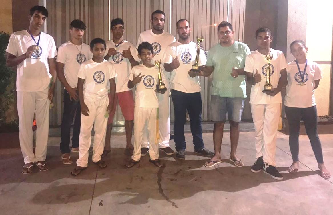 Capoeiristas de Itaquiraí conquistam títulos no Campeonato Paranaense disputado em Moreira Sales