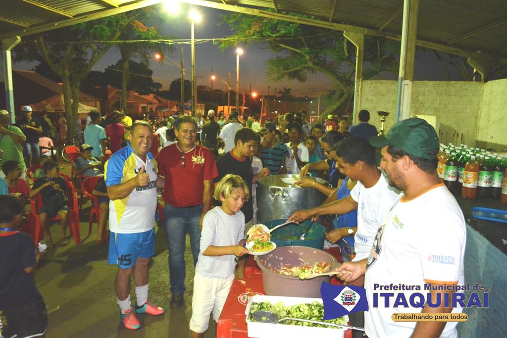 Definidos os campeões do Campeonato da Escolinha de Futebol Suíço de Itaquiraí