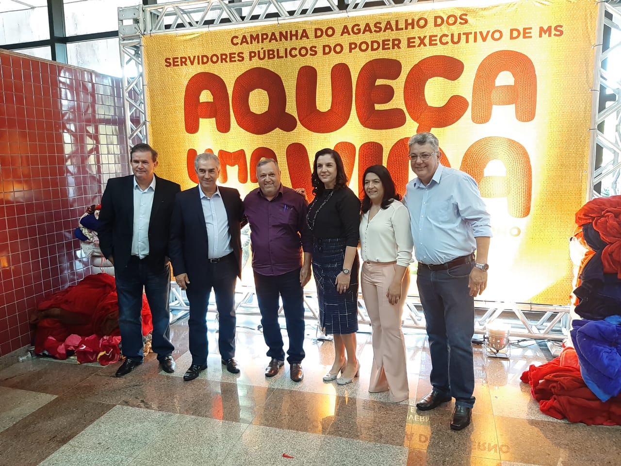Gestão humanizada é definição de prefeitos para agradecer 80 mil cobertores