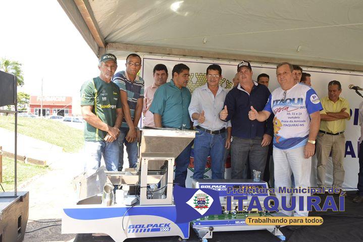 Associação dos Produtores do Assentamento Tamakavi ganha equipamentos para empacotamento de feijão