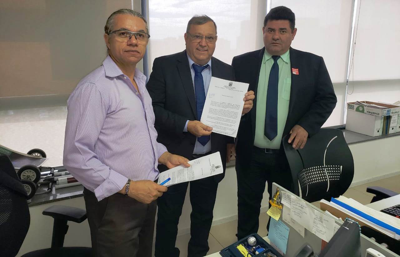 Prefeito Ricardo e vereador Edilson buscam liberação de emendas e convênios, em Brasília