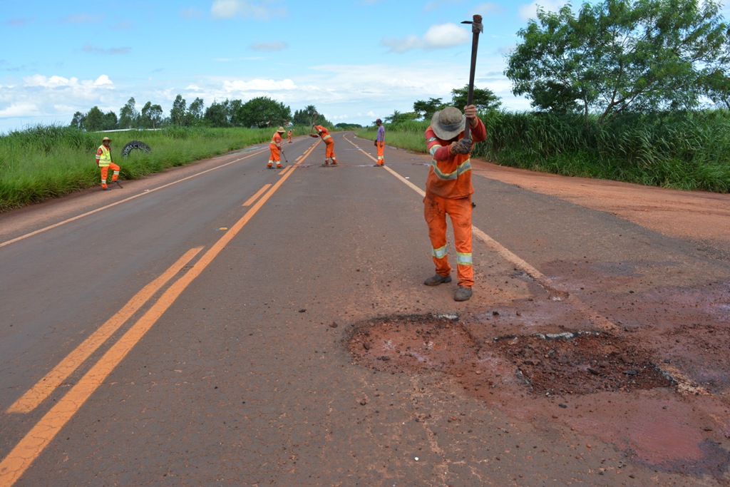 Manutenção da Rodovia BR-487 é de responsabilidade do Governo Federal