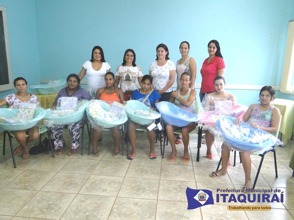 Programa de Atendimento a Gestantes de Itaquiraí realizou hoje o 3º Encontro e distribuiu kits