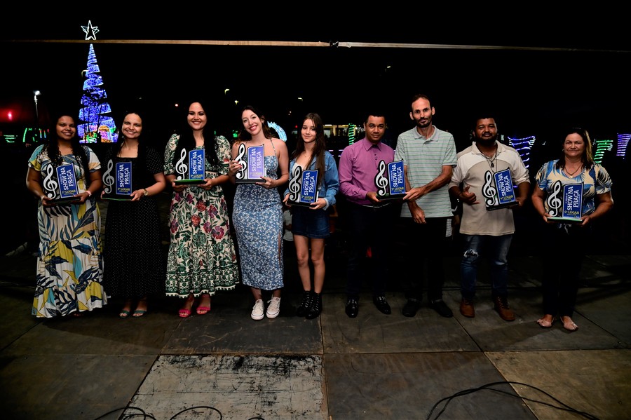 Festival de Calouros movimentou a Praça Santos Tomazelli no final de semana