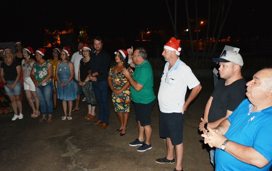 Prefeito Ricardo Fávaro abre o "Natal Iluminado" na praça Santos Tomazelli
