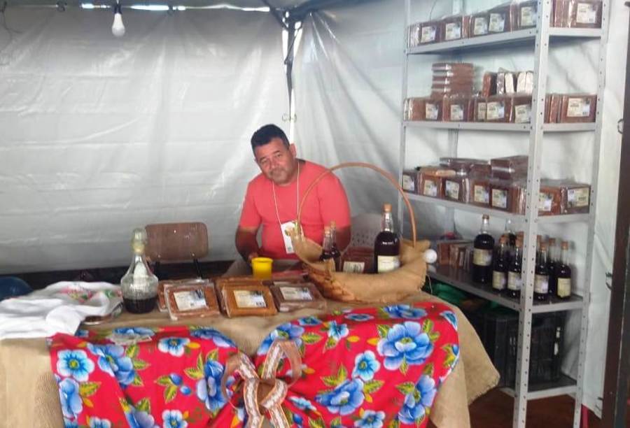 Artesanato de Itaquiraí é destaque na 1ª Feira da Agricultura Familiar de Iguatemi