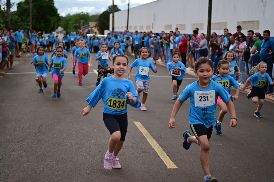 2ª Corrida do Projeto Mais Saúde, Menos Telas leva integração e hábitos saudáveis em Itaquiraí