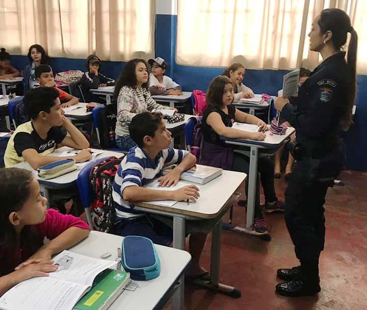 Secretaria de Educação e Polícia Militar iniciam o PROERD a alunos de Itaquiraí