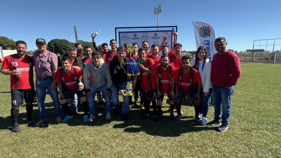 Final do Municipal de Futebol Suíço premia campeões nas categorias Aberto e Master