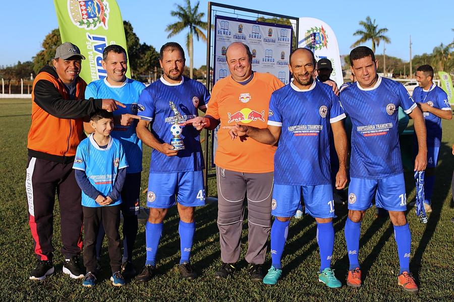 Final do Municipal de Futebol Suíço premia campeões nas categorias Aberto e Master