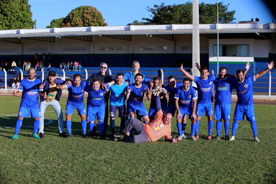 Final do Municipal de Futebol Suíço premia campeões nas categorias Aberto e Master