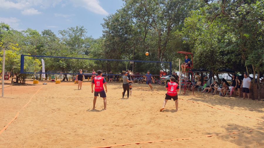 1º Torneio de Vôlei Verão da Amizade reúne atletas e promove esporte e lazer em Itaquiraí