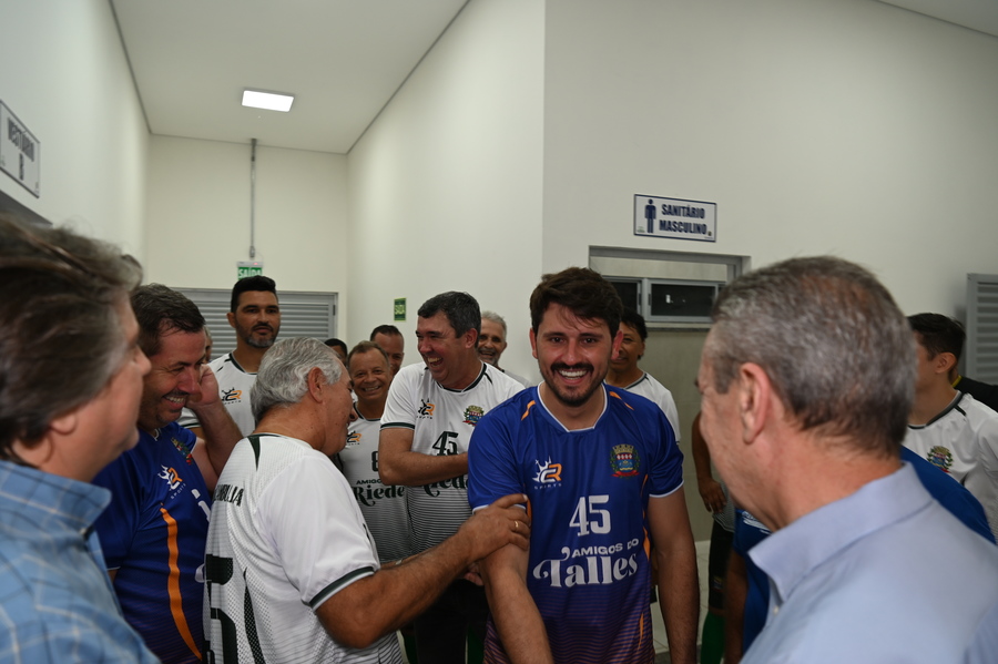 Prefeito Thalles Tomazelli e Governador Eduardo Riedel inauguram o primeiro Ginásio de Itaquiraí e assinam convênio para reforma da Praça Santos Tomazelli e implantação da rede de abastecimento de água no P.A Santa Rosa