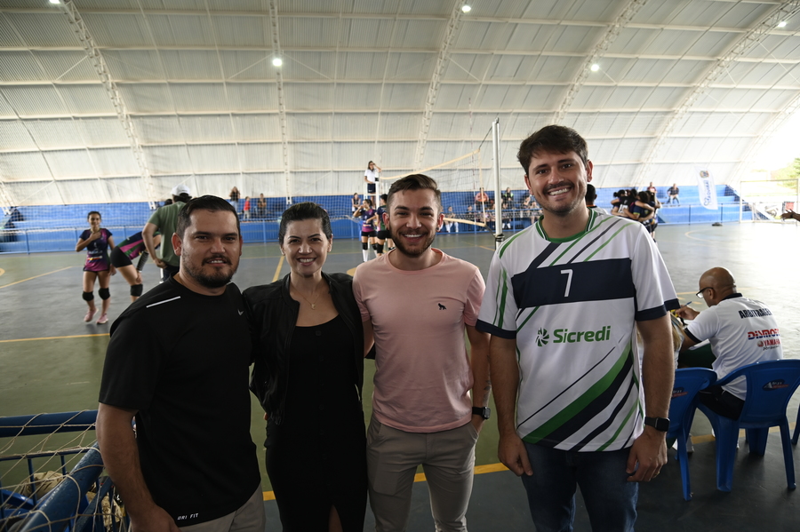 Itaquiraí conquista o título de campeã do Quadrangular Regional de Voleibol Feminino