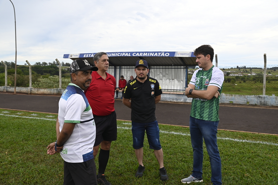 Prefeitura abriu no domingo o Campeonato Municipal de Futebol Suíço
