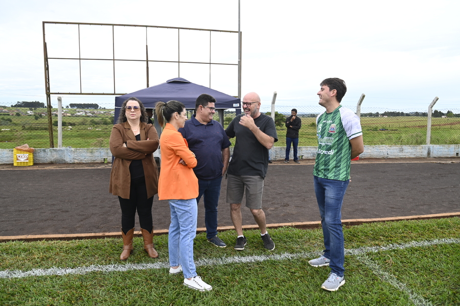 Prefeitura abriu no domingo o Campeonato Municipal de Futebol Suíço