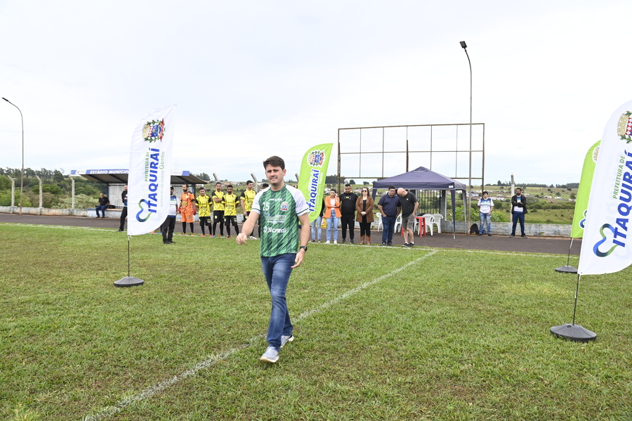 Prefeitura abriu no domingo o Campeonato Municipal de Futebol Suíço