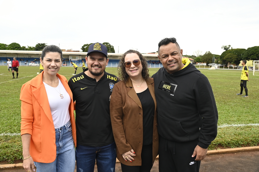 Prefeitura abriu no domingo o Campeonato Municipal de Futebol Suíço