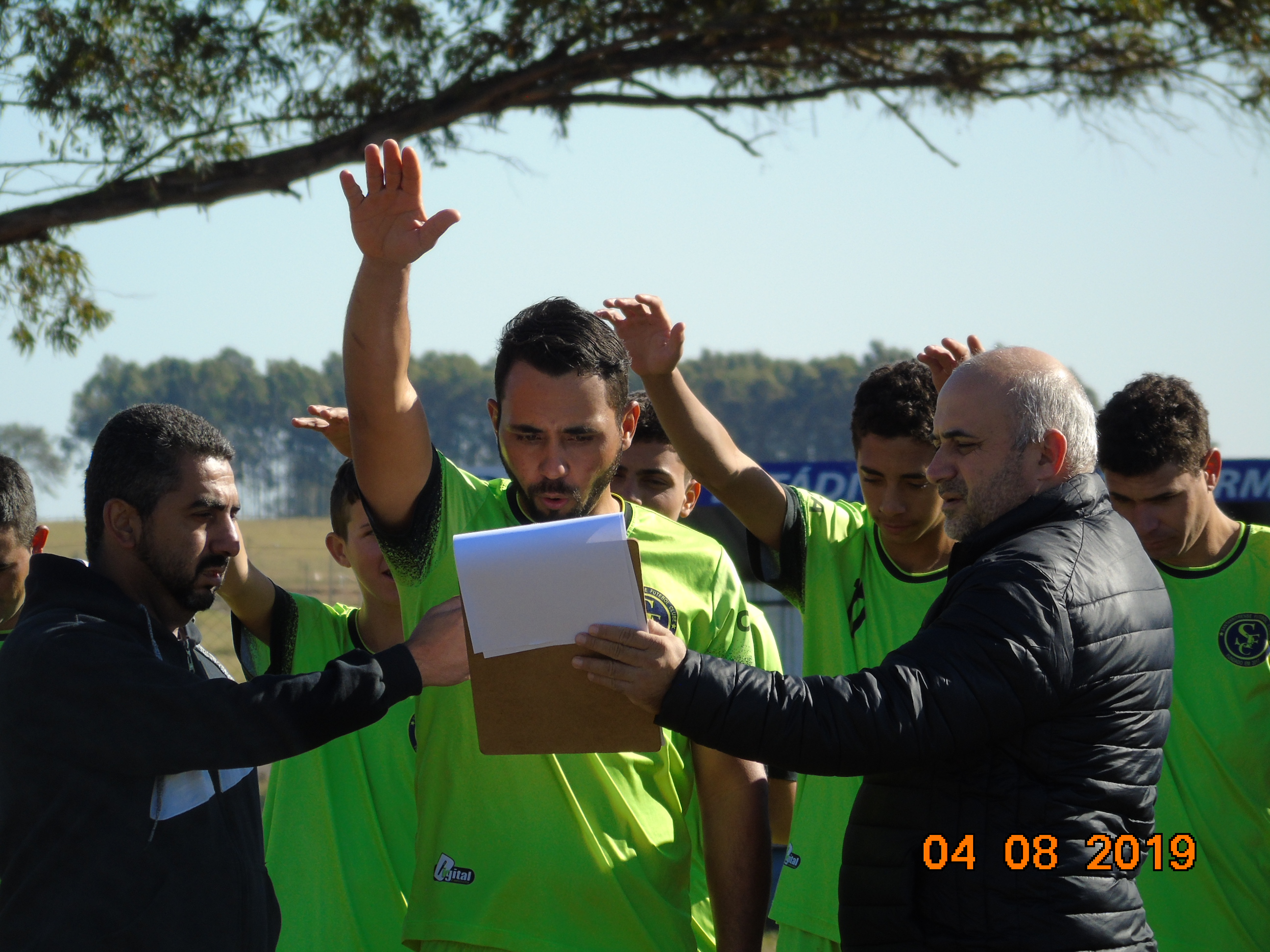 Prefeito Ricardo abre o Campeonato Municipal de Futebol de Campo 2019