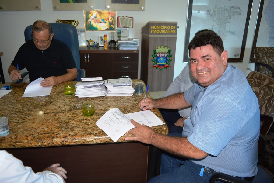 Prefeito Ricardo Fávaro assina contrato junto ao Banco do Brasil no valor aproximado de R$ 1,7 milhão