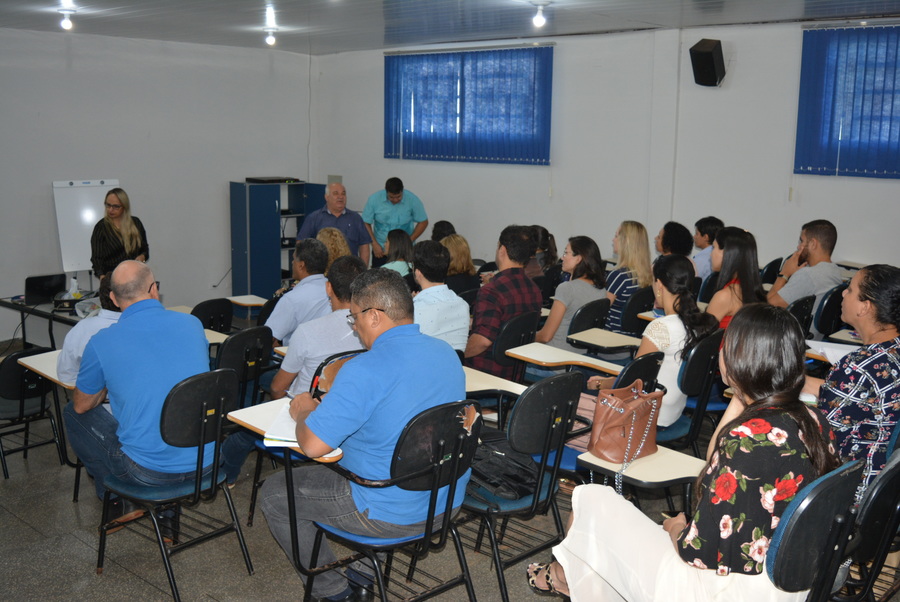 Servidores da Prefeitura de Itaquiraí participam do curso “Estudo Técnico Preliminar e Gerenciamento de Risco”