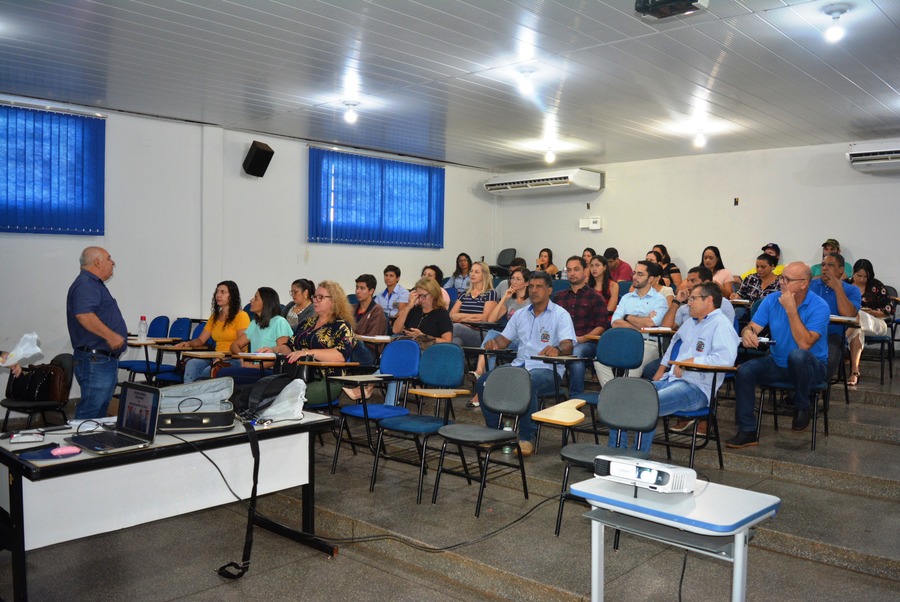 Servidores da Prefeitura de Itaquiraí participam do curso “Estudo Técnico Preliminar e Gerenciamento de Risco”