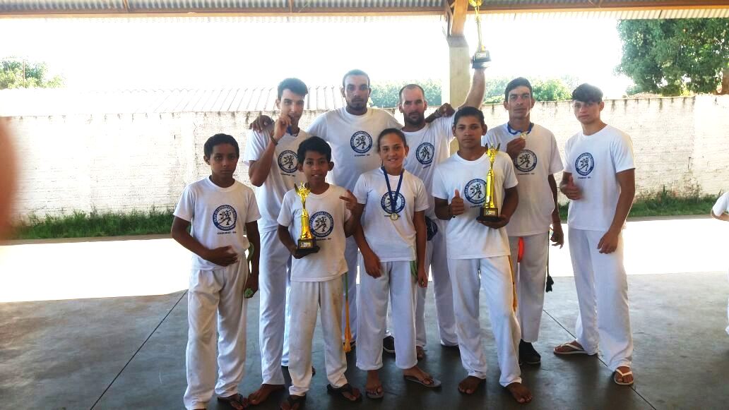 Capoeiristas de Itaquiraí conquistam títulos no Campeonato Paranaense disputado em Moreira Sales