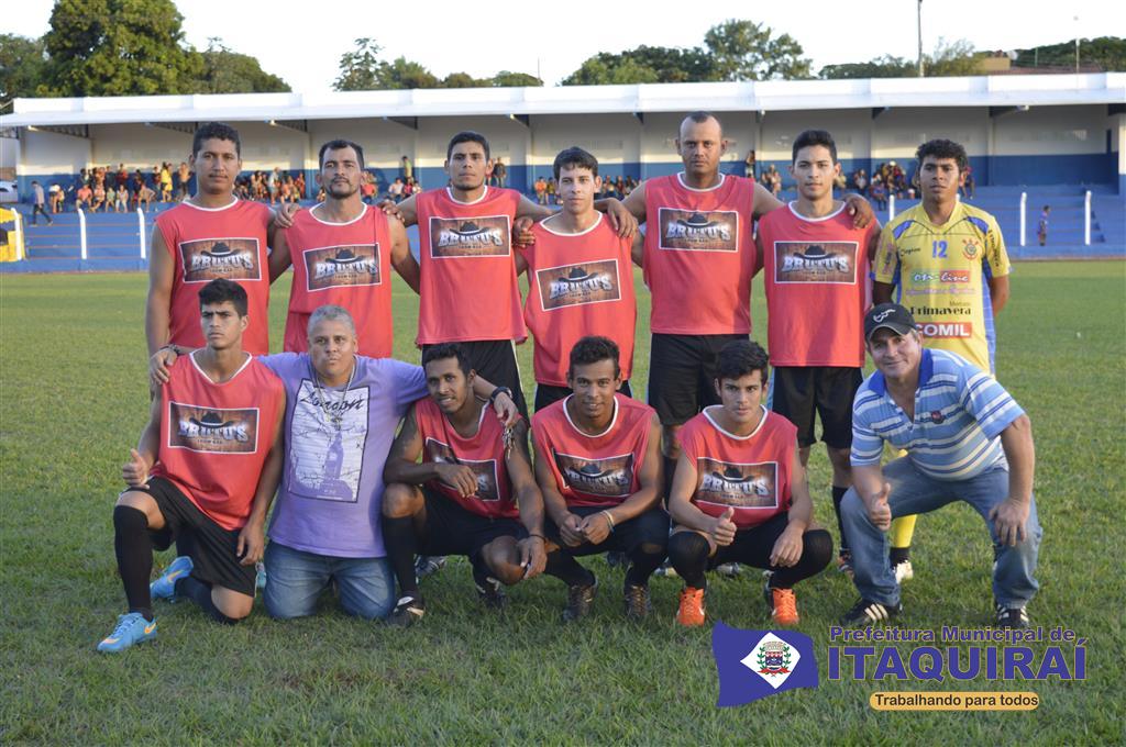 Equipe do Brutus vence a Online Informática e sagra-se campeã do Torneio de Futebol de Campo dos 37 anos de Itaquiraí