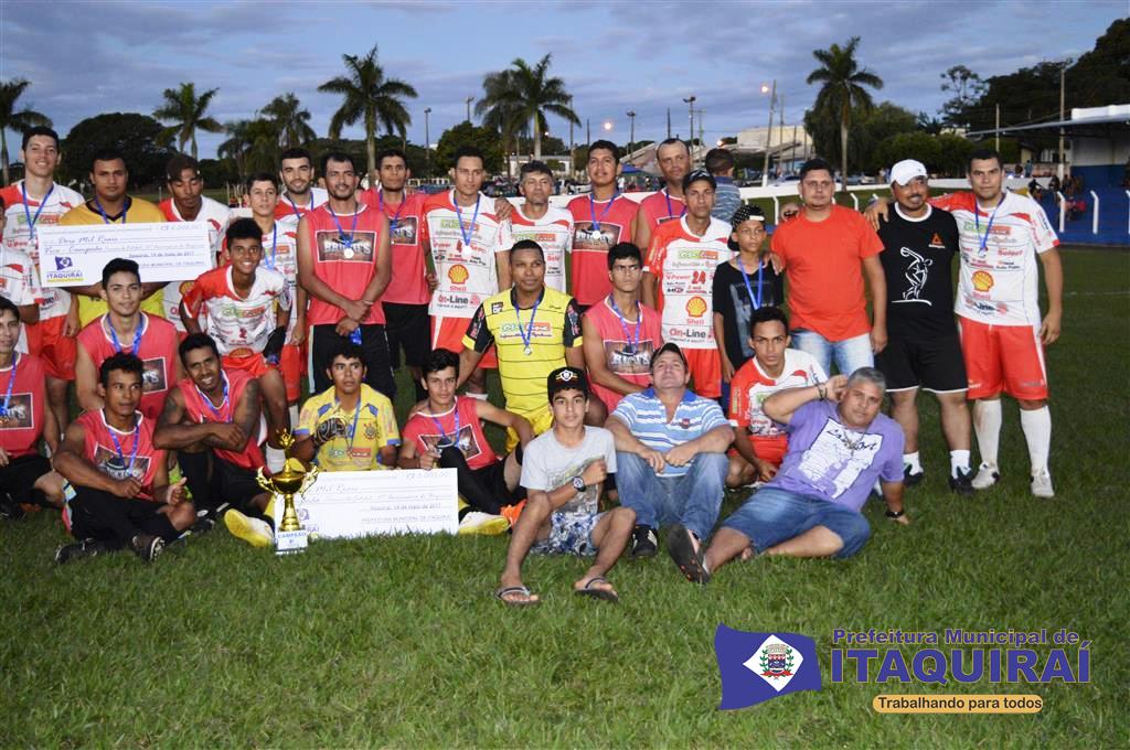 Equipe do Brutus vence a Online Informática e sagra-se campeã do Torneio de Futebol de Campo dos 37 anos de Itaquiraí