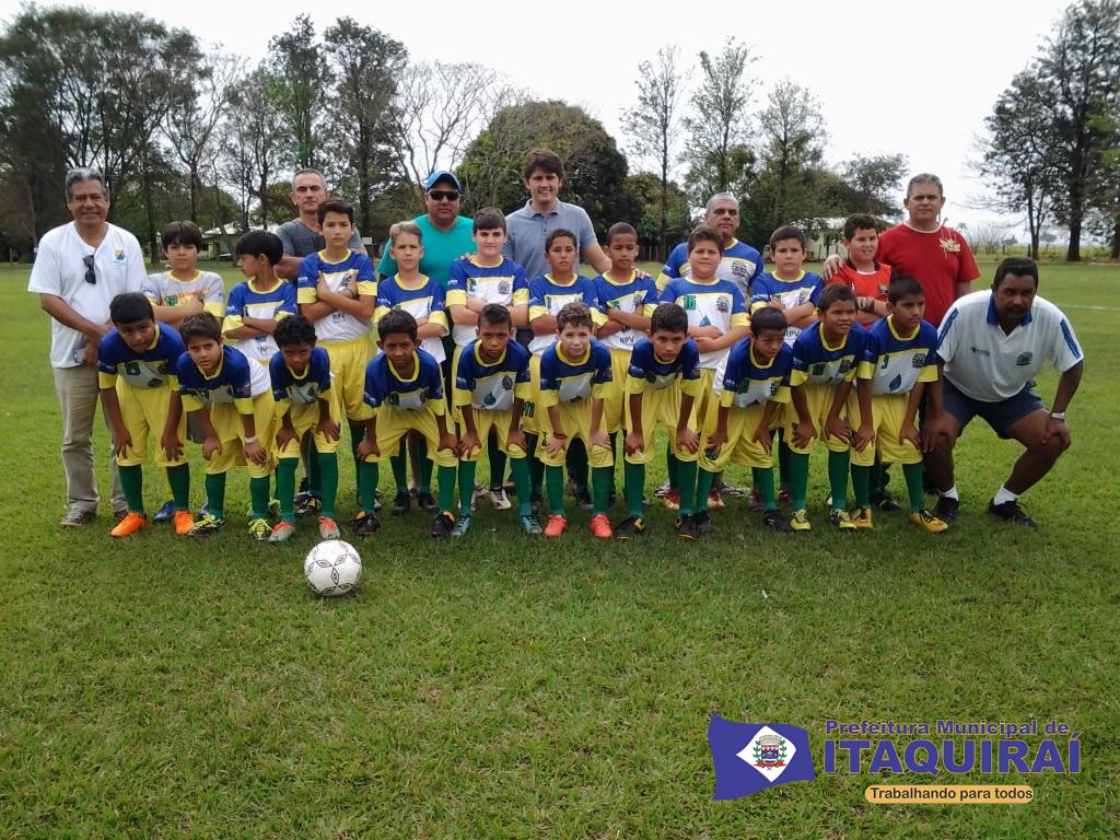 Equipe Sub-11 de Itaquiraí é campeã da Copa Conesul Entre Garotos 2015; Sub-13 é vice-campeã