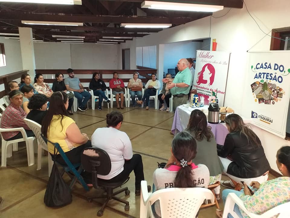 Administração apoia e incentiva o fortalecimento do artesanato de Itaquiraí