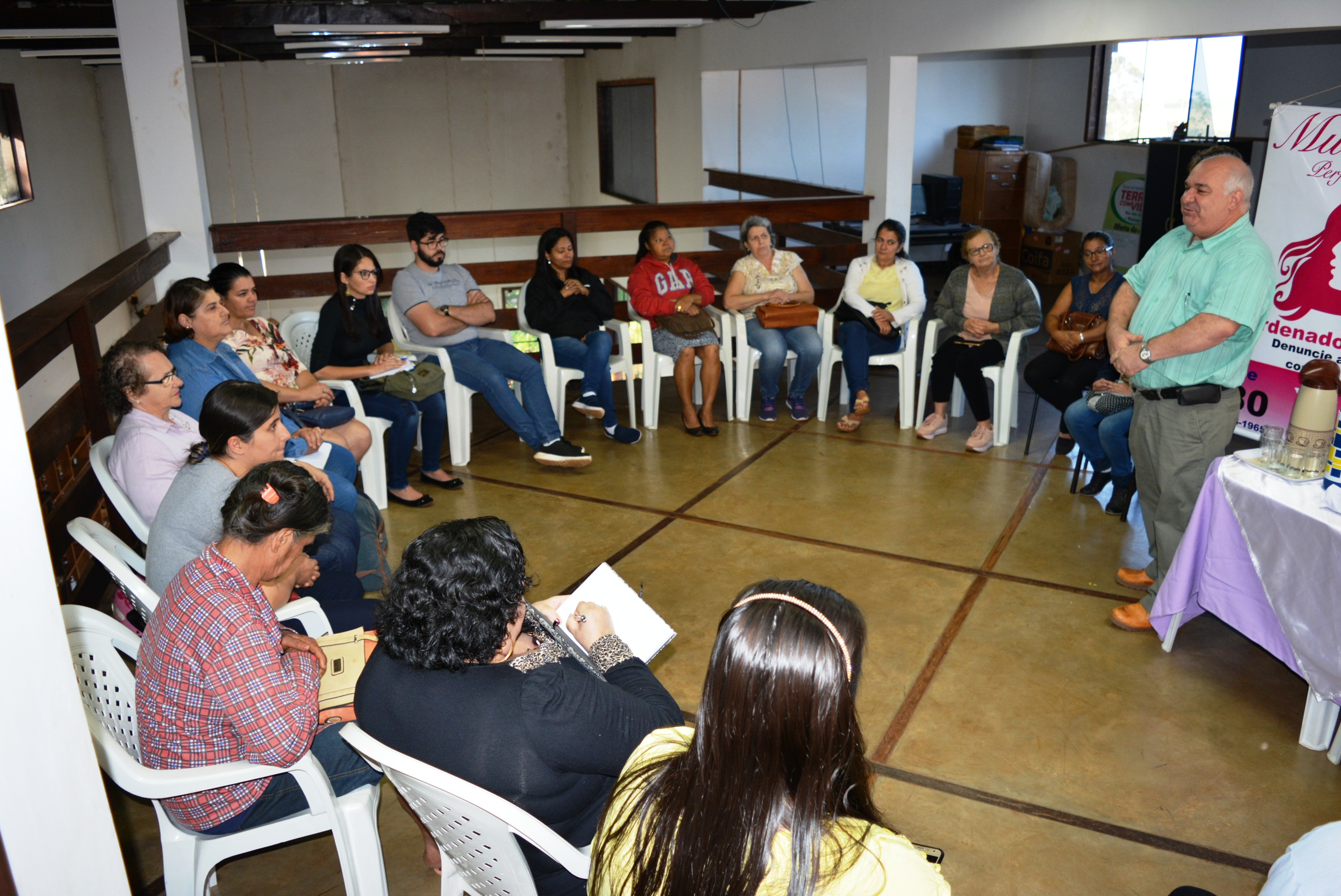 Administração apoia e incentiva o fortalecimento do artesanato de Itaquiraí