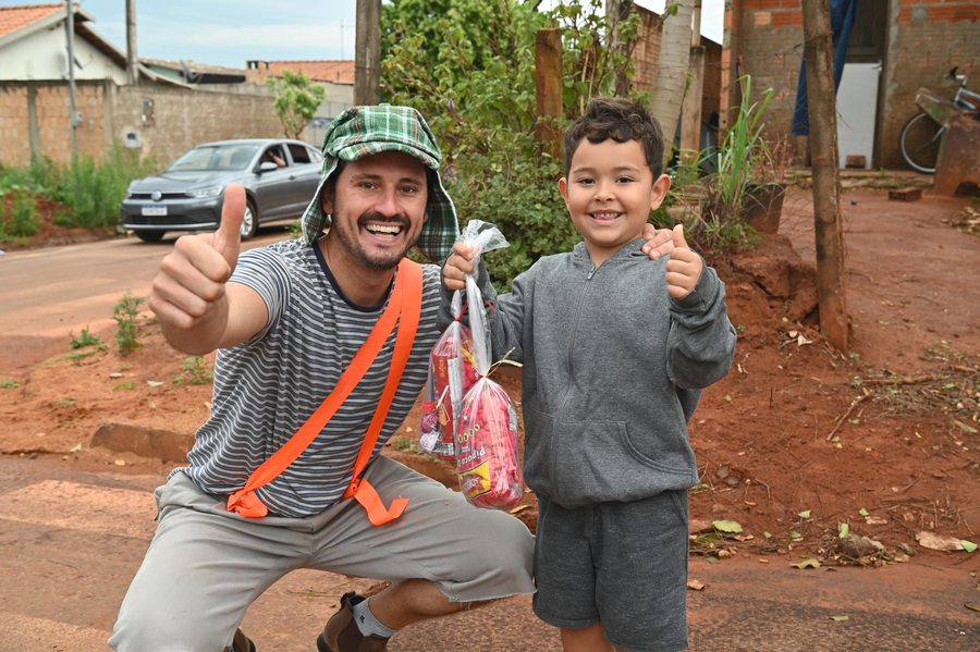 Alegria e Carinho Marcam o Dia das Crianças em Itaquiraí