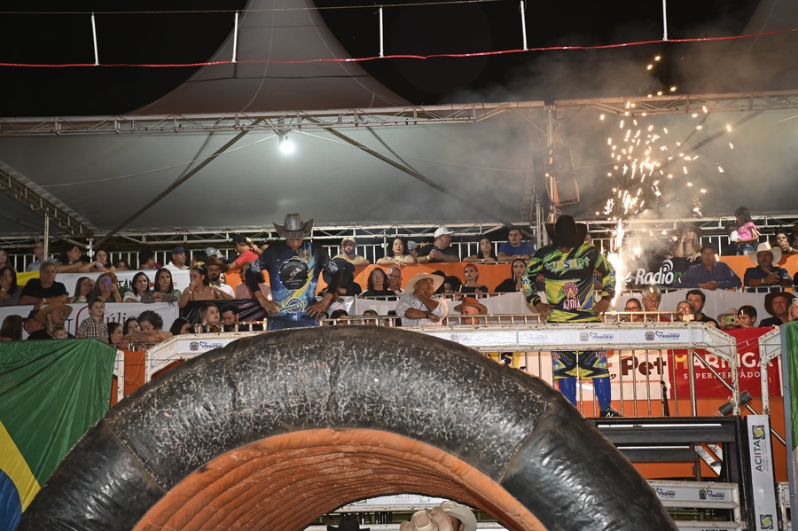 ExpoItaquiraí reuniu mais de 15 mil pessoas, aqueceu o comércio e proporcionou momentos de muita alegria e diversão para as famílias itaquiraienses