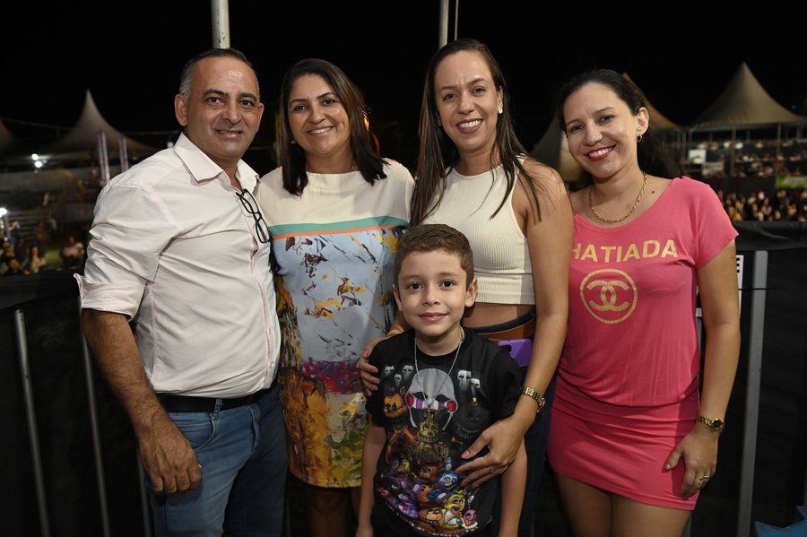 ExpoItaquiraí reuniu mais de 15 mil pessoas, aqueceu o comércio e proporcionou momentos de muita alegria e diversão para as famílias itaquiraienses