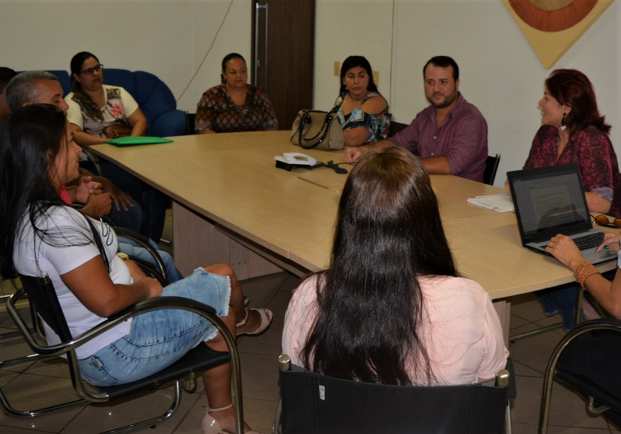 Mano empossa conselheiros tutelares de Itaquiraí que terão mandato de 4 anos