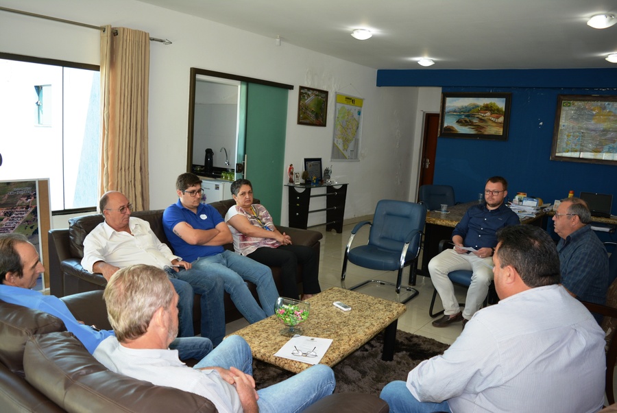 Prefeito Ricardo empossa membros do Conselho de Desenvolvimento Econômico