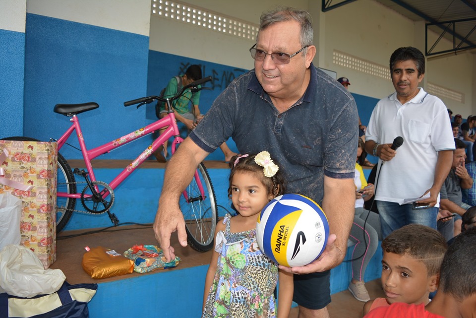 Show de Brindes marcou a festa do aniversário dos 39 anos de Itaquiraí